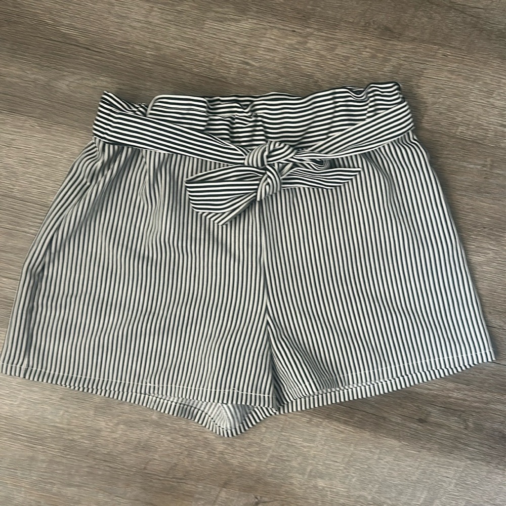 Black and White pants size medium